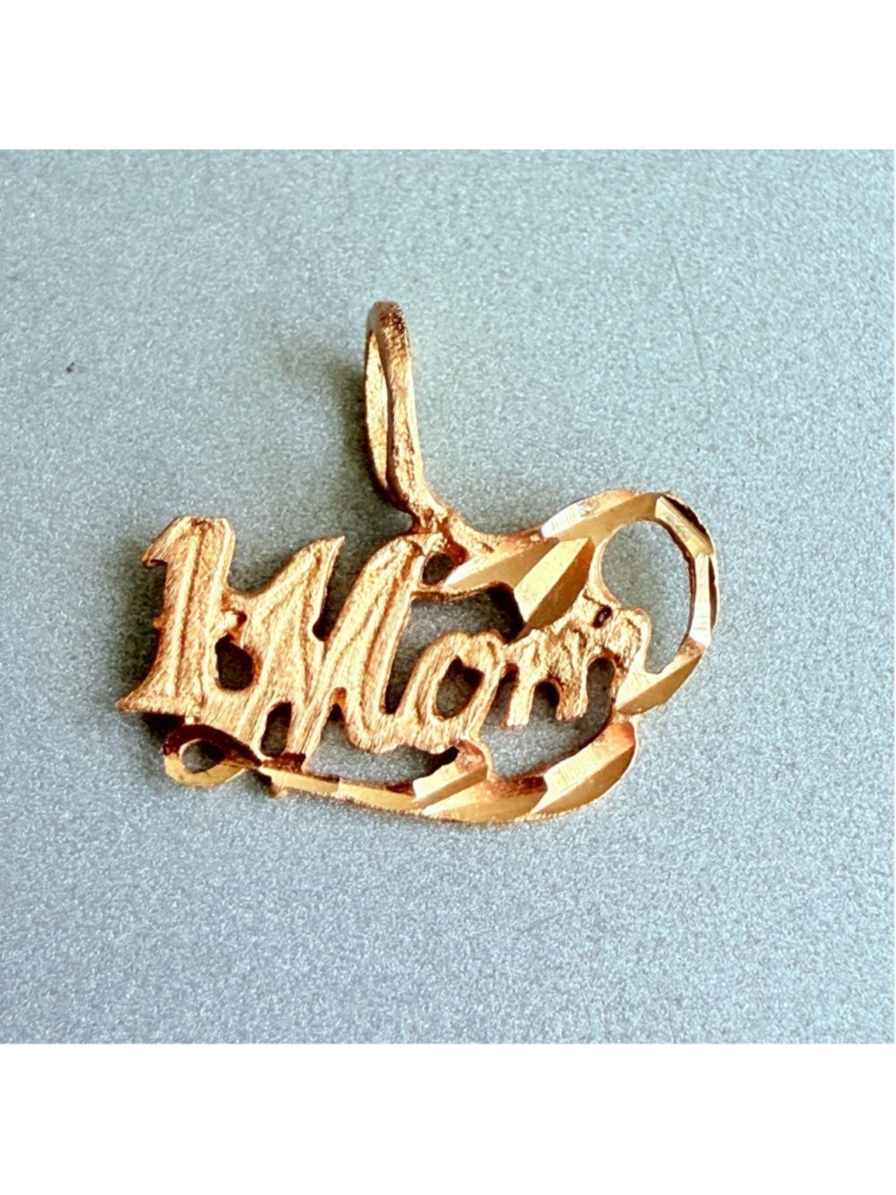 14K Solid Yellow Gold "MOM” Mother Diamond Etched Charm Pendant Vintage